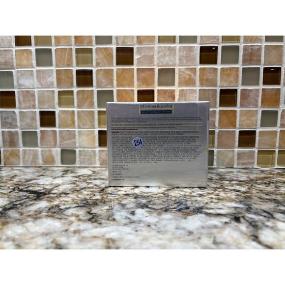 Elizabeth Arden PREVAGE Day Intensive Anti-Aging Moisture Cream SPF 30 (50ml) - Picture 1 of 2